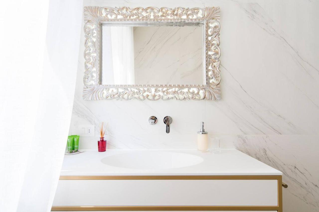 Madonna Montecchi Luxury Suite In Verona Exteriör bild